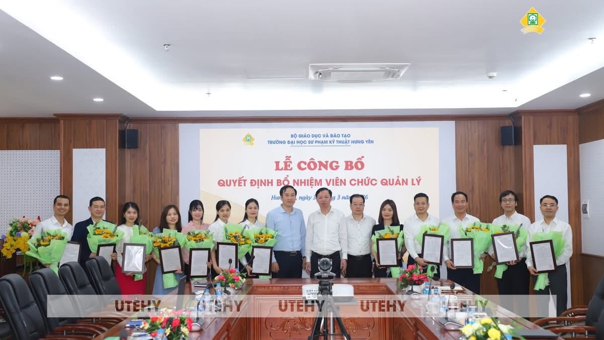 LỄ TRAO QUYẾT ĐỊNH BỔ NHIỆM VIÊN CHỨC QUẢN LÝ KHOA NGOẠI NGỮ NĂM 2026