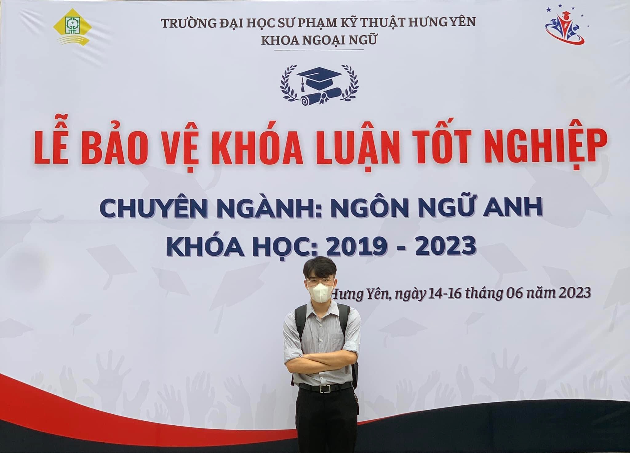 LỄ BẢO VỆ KHOÁ LUẬN TỐT NGHIỆP KHOA NGOẠI NGỮ